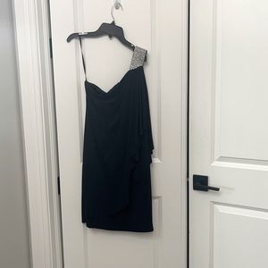 Black cocktail Cache dress